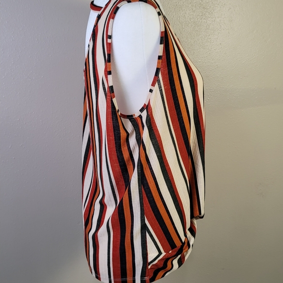 Naif Womens sz L Top Red Tan Striped Sleeveless Criss Cross Front Open Back - Picture 4 of 10